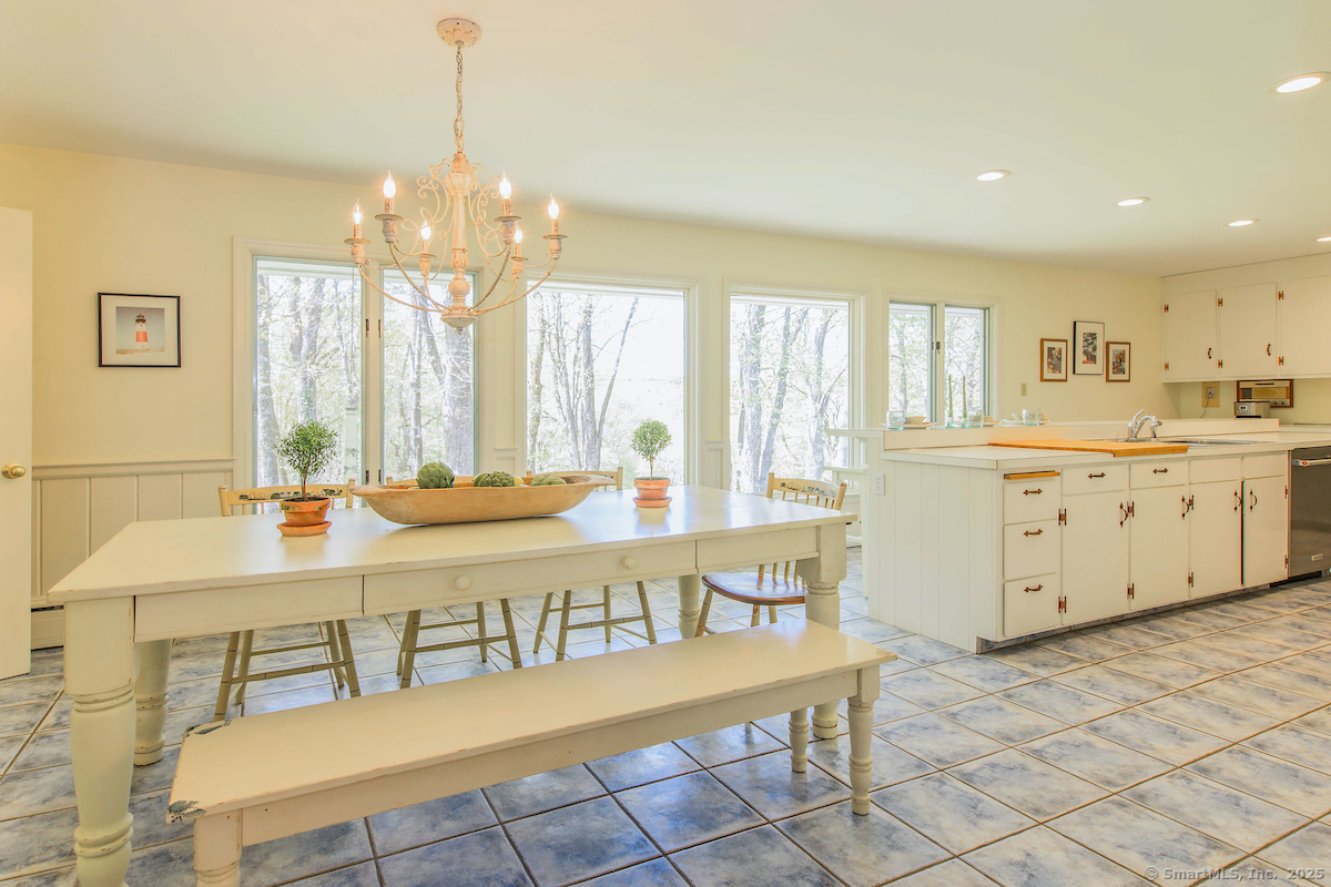 21 S Road Harwinton, CT 06791 - Photo 11 of 38