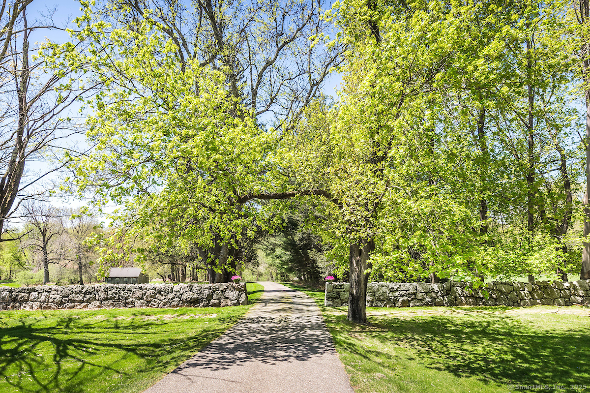 21 S Road Harwinton, CT 06791 - Photo 3 of 38