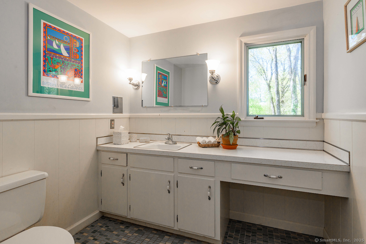 21 S Road Harwinton, CT 06791 - Photo 33 of 38