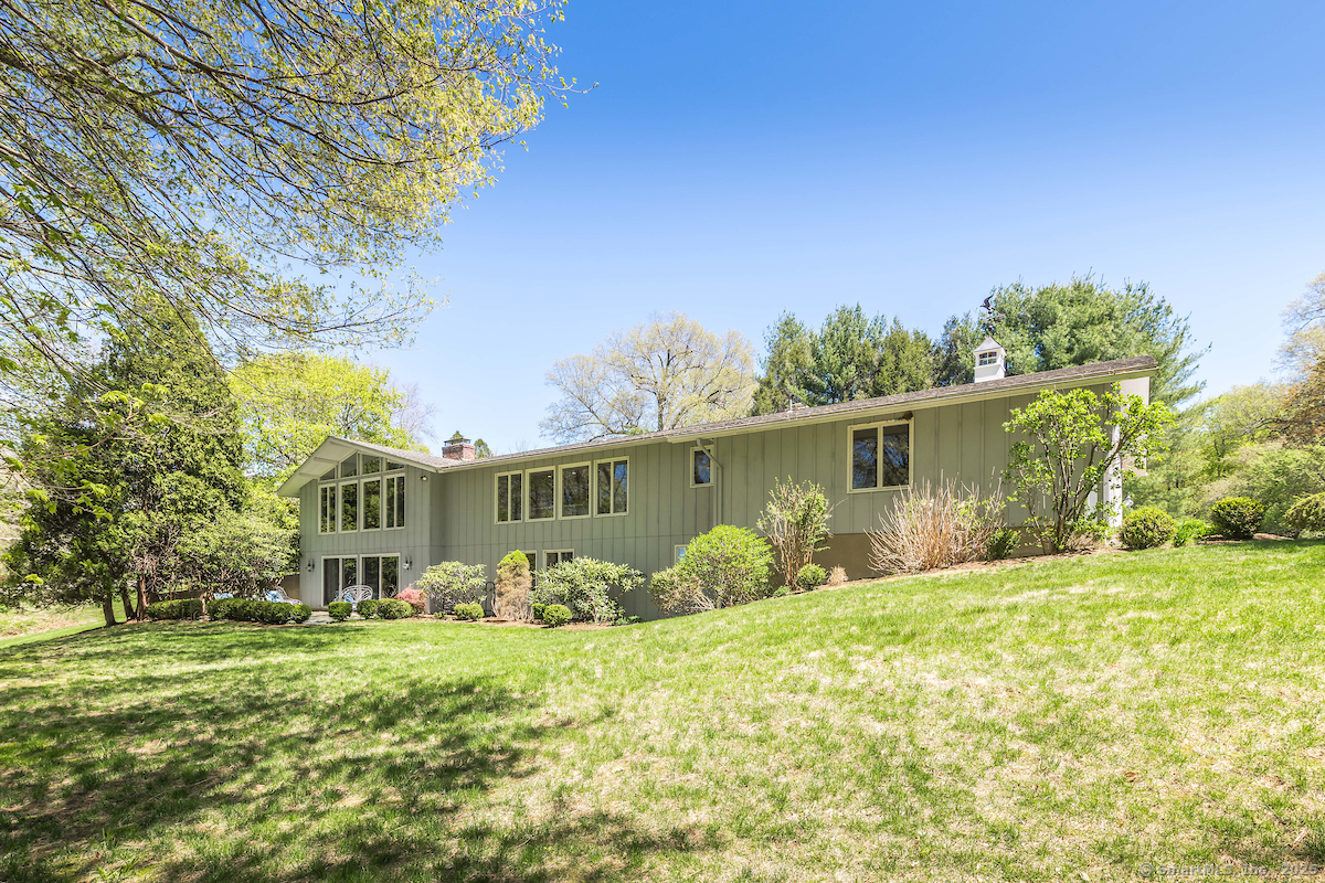 21 S Road Harwinton, CT 06791 - Photo 5 of 38