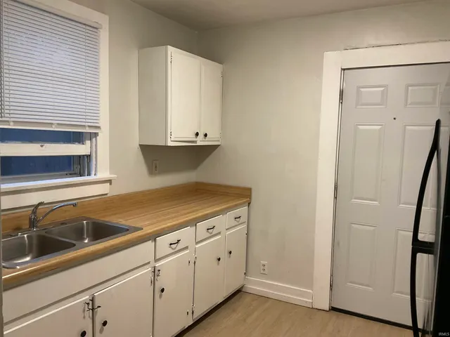 $850 | 1926 Eby Avenue, Fort Wayne, IN 46802