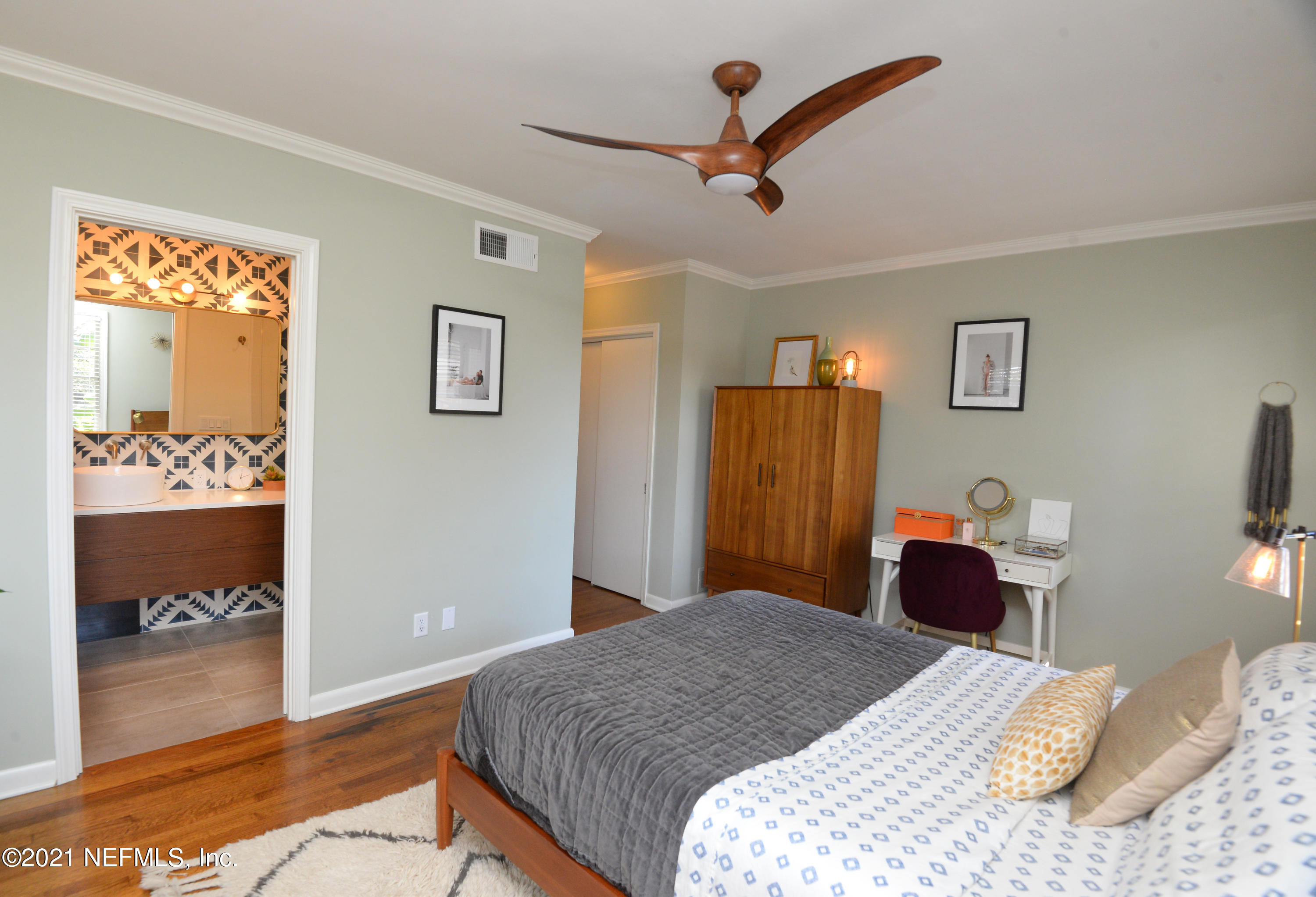 4722 Eton Lane Jacksonville, FL 32210 - Photo 30 of 43 Master Bedroom to Master Bath View