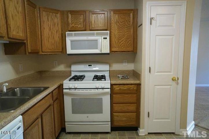 2920 Barrymore Street, Unit 102 Raleigh, NC 27603 - Photo 9 of 22 I