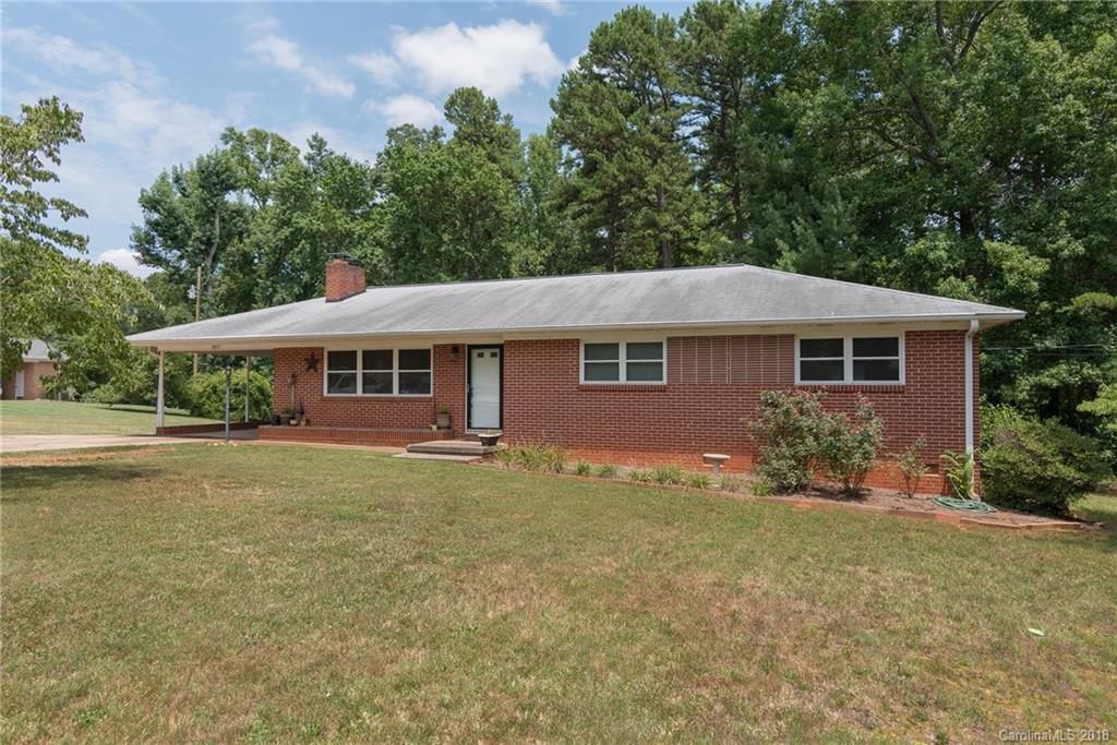 2257 Country Club Road Lincolnton, NC 28092 - Photo 1 of 16 Gallery Image 1
