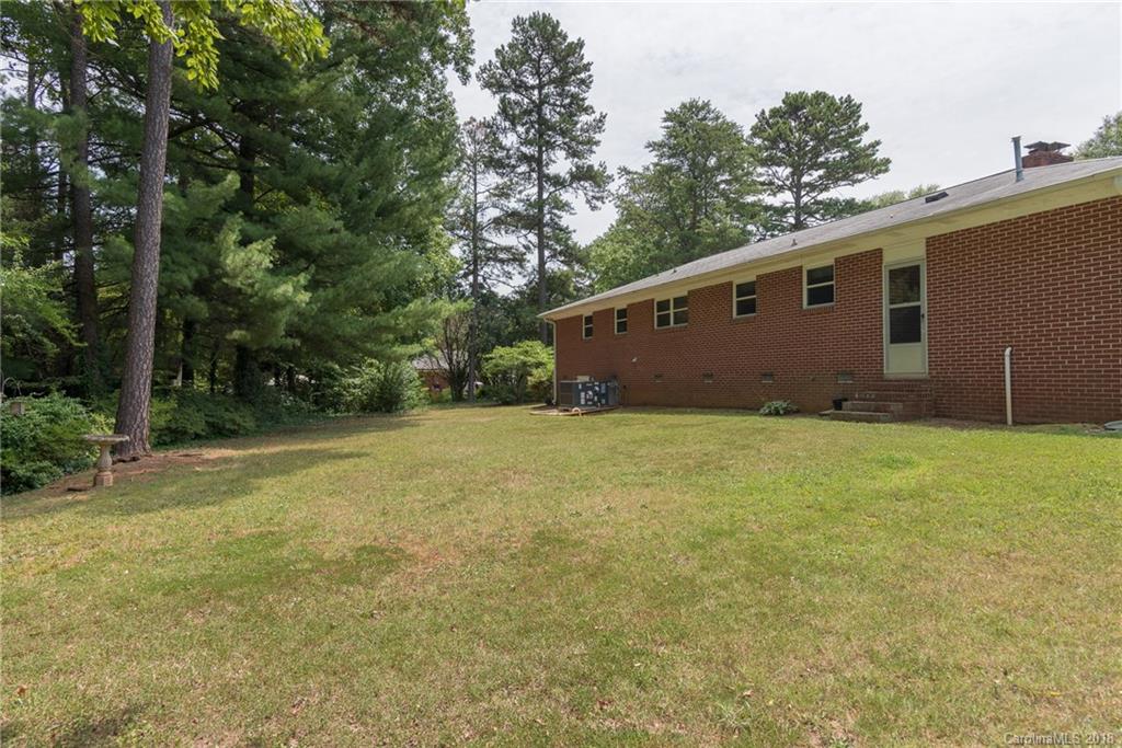 2257 Country Club Road Lincolnton, NC 28092 - Photo 13 of 16 Gallery Image 13