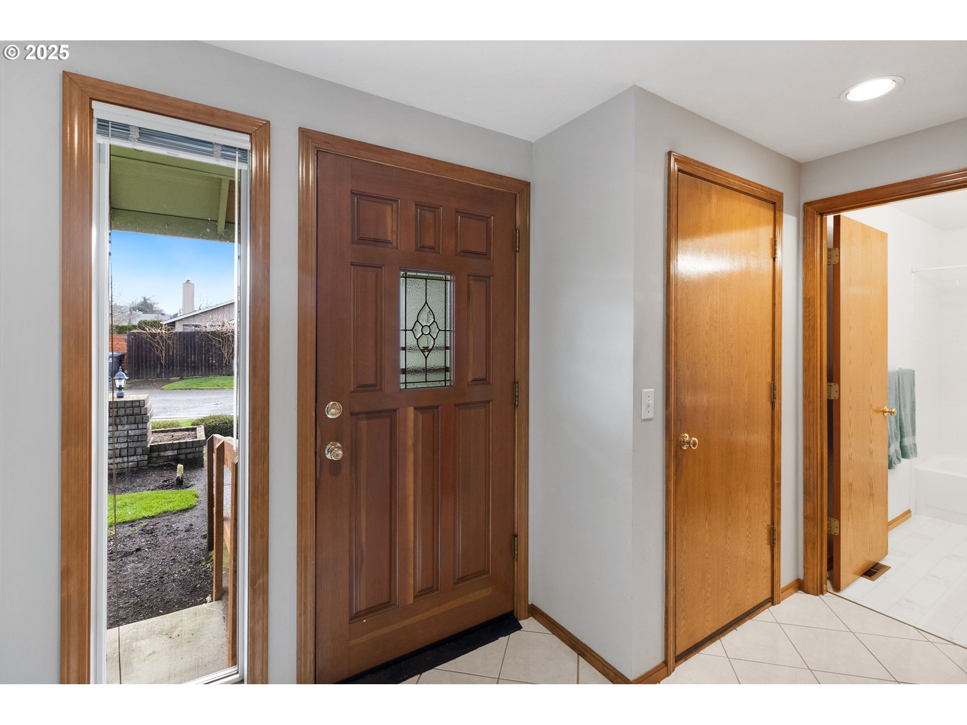 2744 Dayna Lane Eugene, OR 97408 - Photo 5 of 34