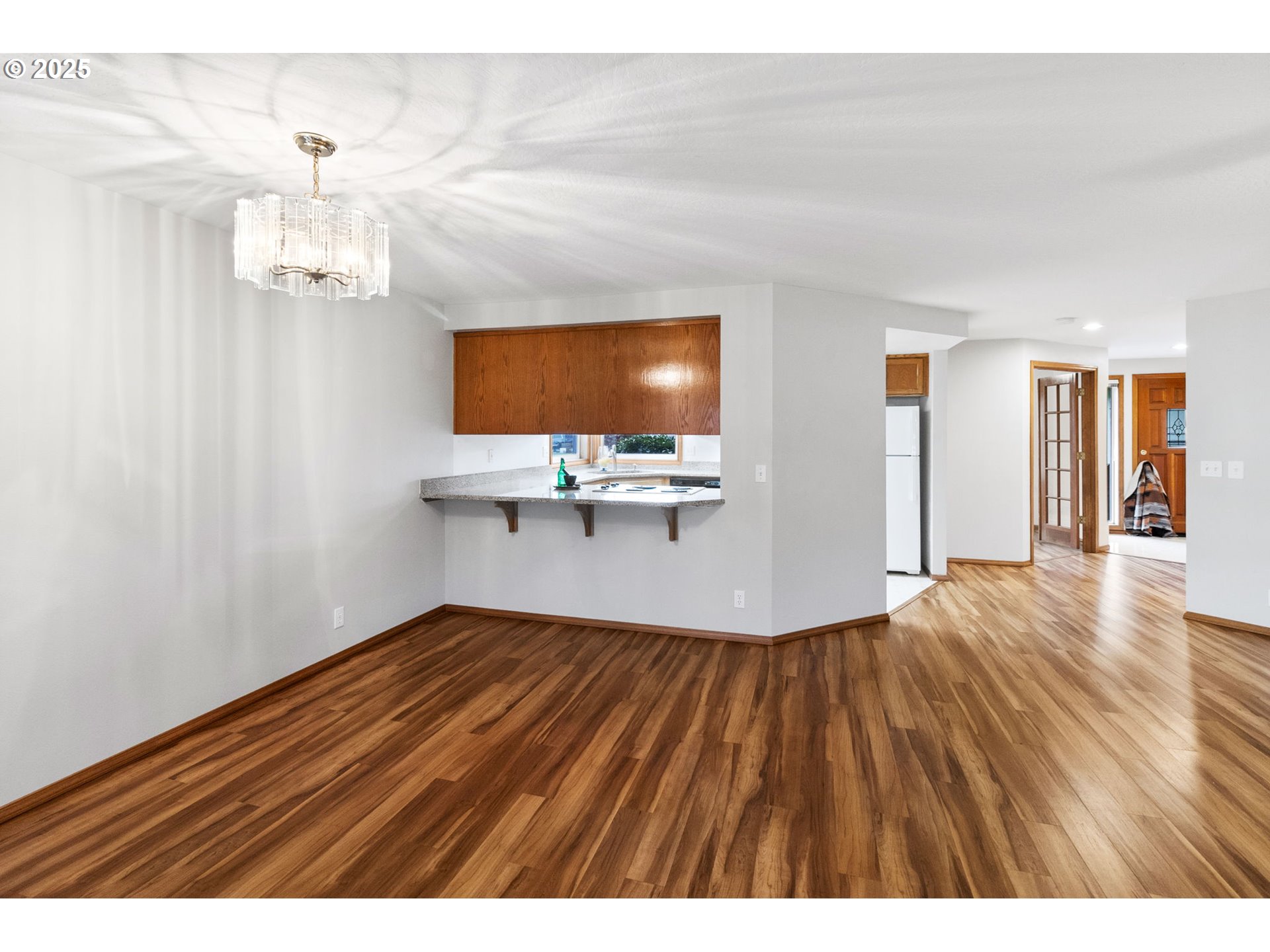 2744 Dayna Lane Eugene, OR 97408 - Photo 7 of 34