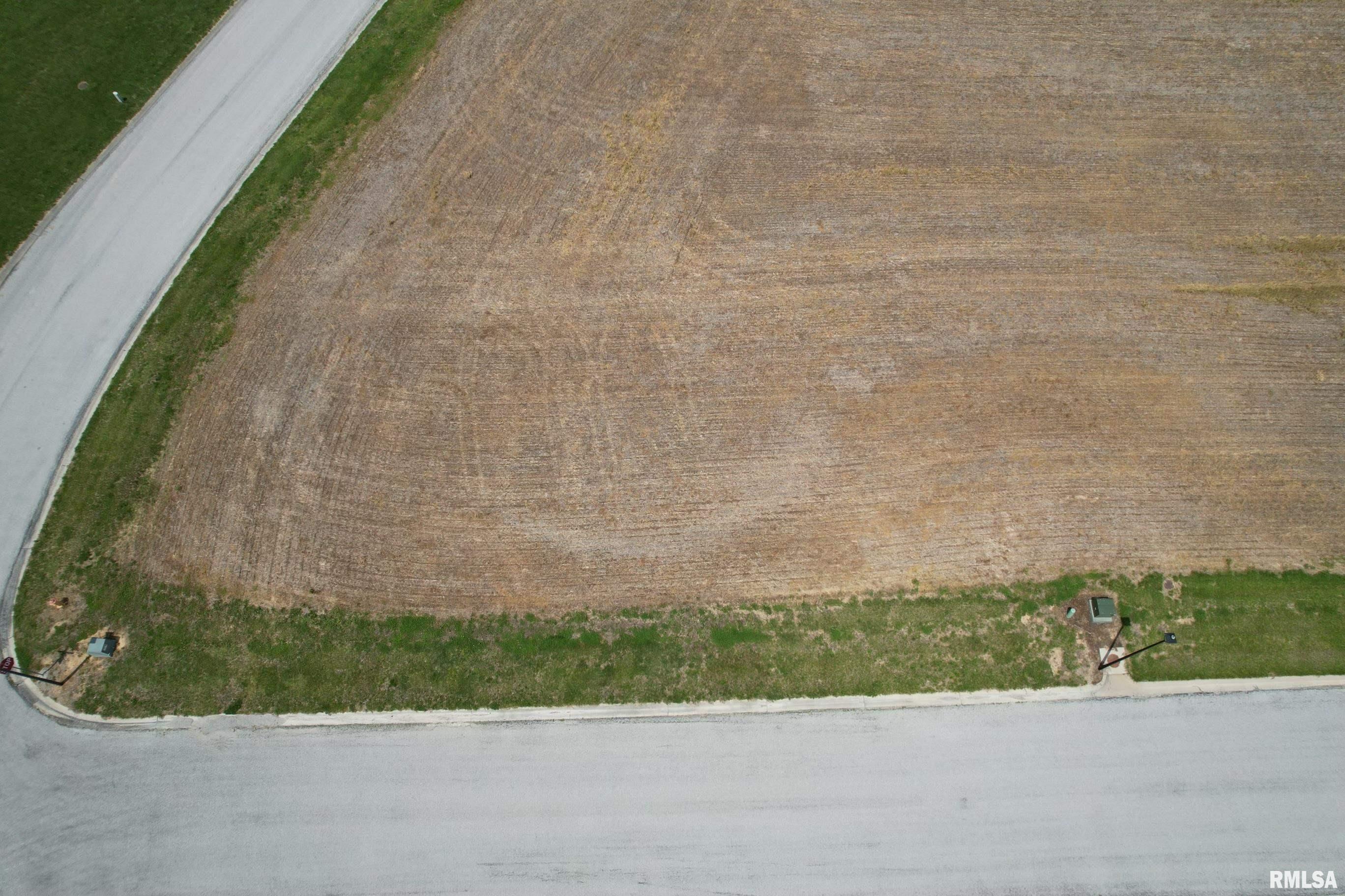 244 Walnut Albers, IL 62215 - Photo 3 of 5