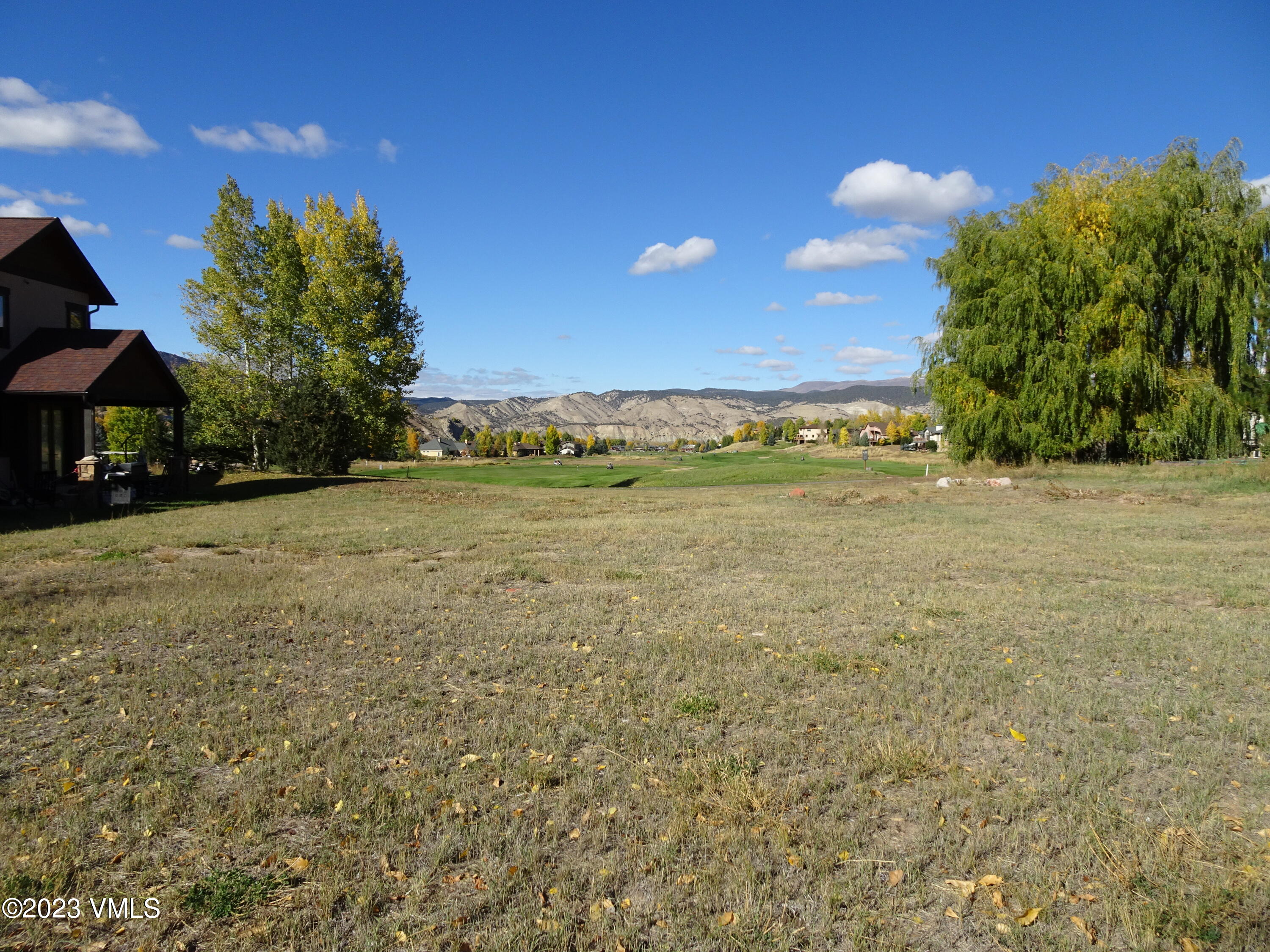 230 Timberwolf Gypsum, CO 81637 - Photo 32 of 34 a view of a field with an ocean