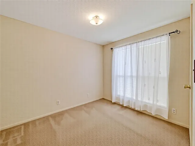 $176,500 | 11002 Hammerly Boulevard, Unit 69, Houston, TX 77043