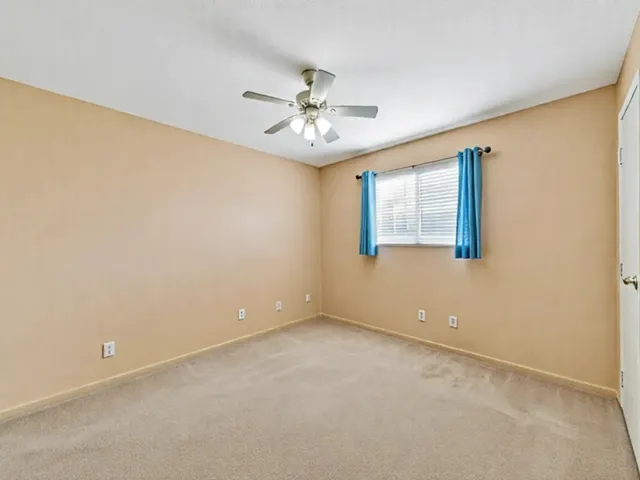 $176,500 | 11002 Hammerly Boulevard, Unit 69, Houston, TX 77043