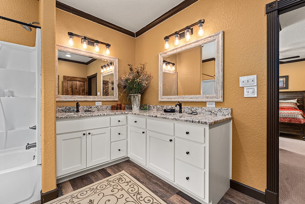 646 Victor Eckhardt Road Fredericksburg, TX 78624 - Photo 33 of 60