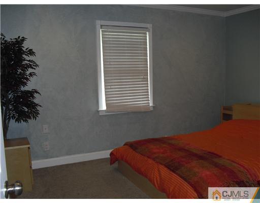 1198 Inman Avenue Edison, NJ 08820 - Photo 6 of 21 Gallery Image 6