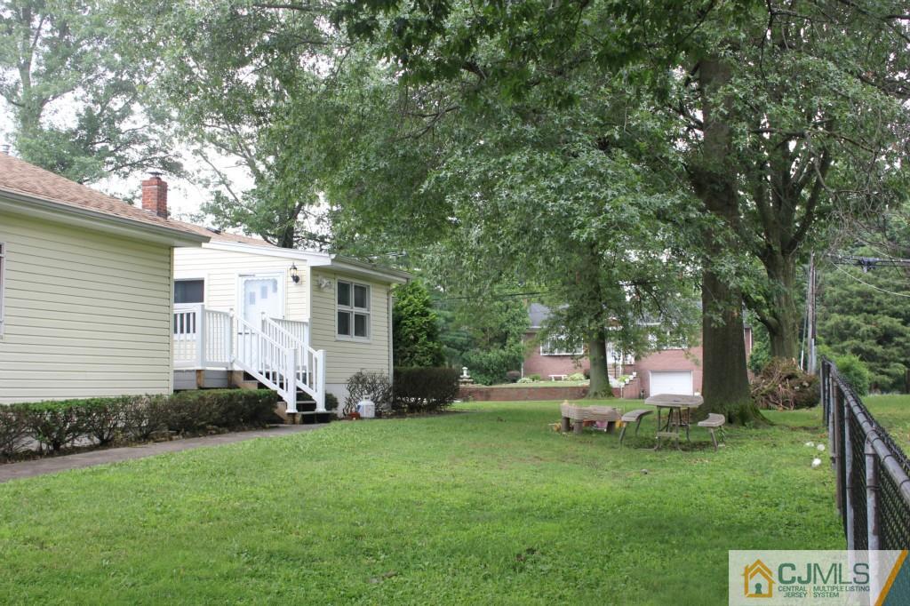 1198 Inman Avenue Edison, NJ 08820 - Photo 10 of 21 Gallery Image 10