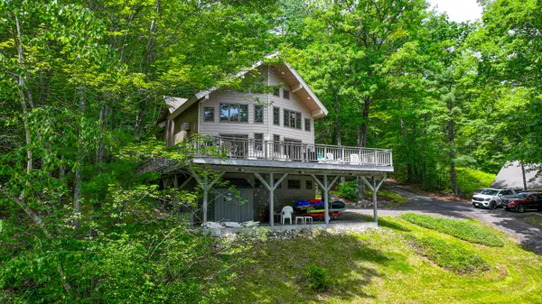$1,350,000 | 13 Hummingbird Lane, Steep Falls, ME 04085