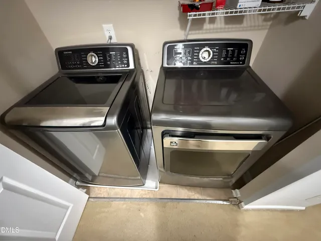 $1,990 | 3824 Poulnot Court, Raleigh, NC 27604