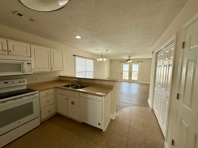 $1,650 | 2803 Hilton Drive, Unit A, North Myrtle Beach, SC 29582