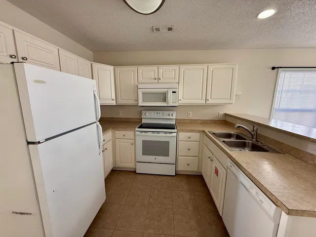 $1,650 | 2803 Hilton Drive, Unit A, North Myrtle Beach, SC 29582