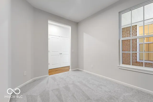 $339,999 | 1023 Grassy Br Drive, Indianapolis, IN 46239