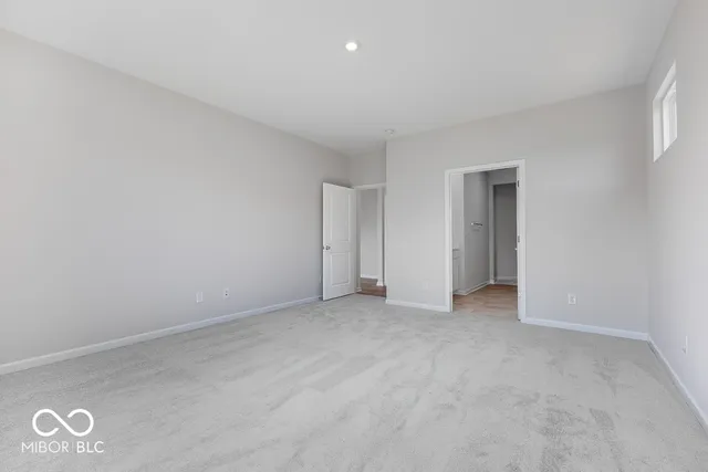 $339,999 | 1023 Grassy Br Drive, Indianapolis, IN 46239