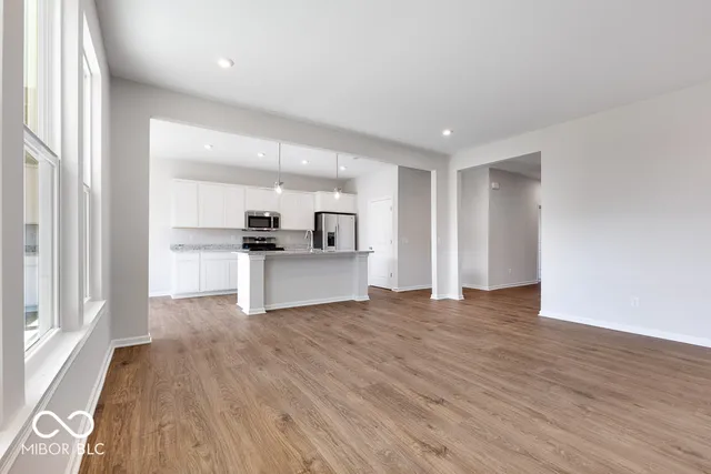 $339,999 | 1023 Grassy Br Drive, Indianapolis, IN 46239