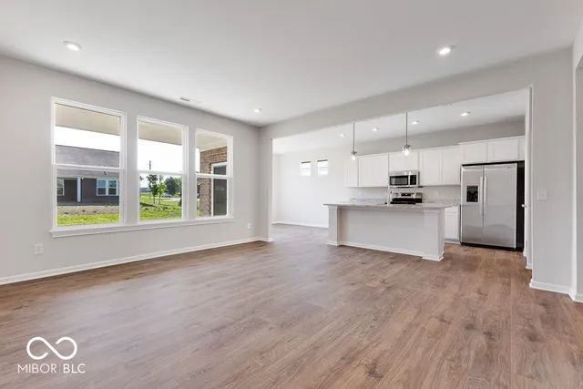 $339,999 | 1023 Grassy Br Drive, Indianapolis, IN 46239