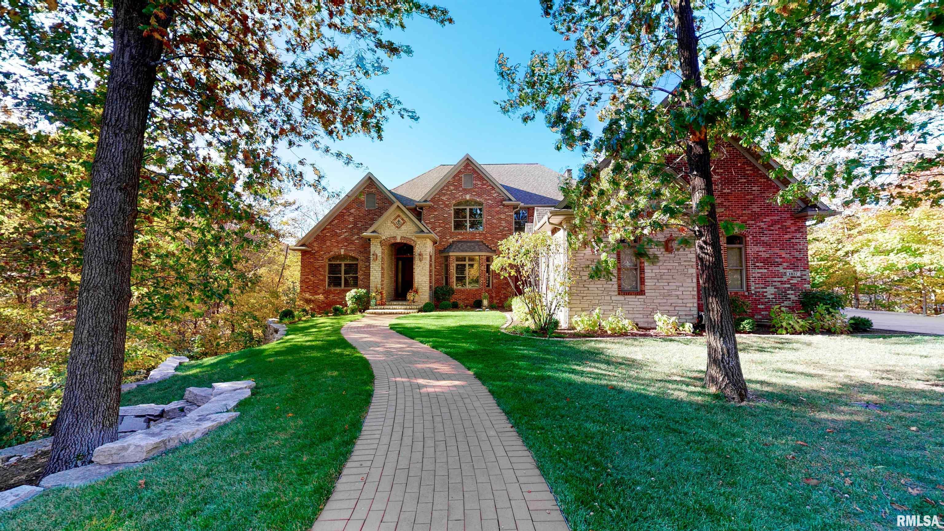 1837 Autumn Ridge Washington, IL 61571 - Photo 1 of 90 Gallery Image 1