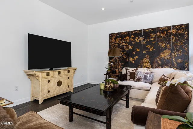 $3,088,000 | 378 West Green Street, Unit 123, Pasadena, CA 91105