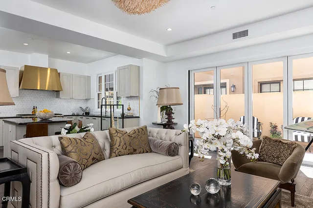 $3,088,000 | 378 West Green Street, Unit 123, Pasadena, CA 91105