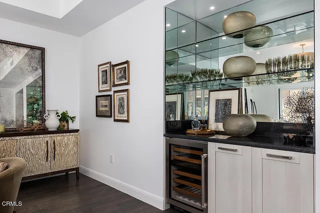 $3,088,000 | 378 West Green Street, Unit 123, Pasadena, CA 91105