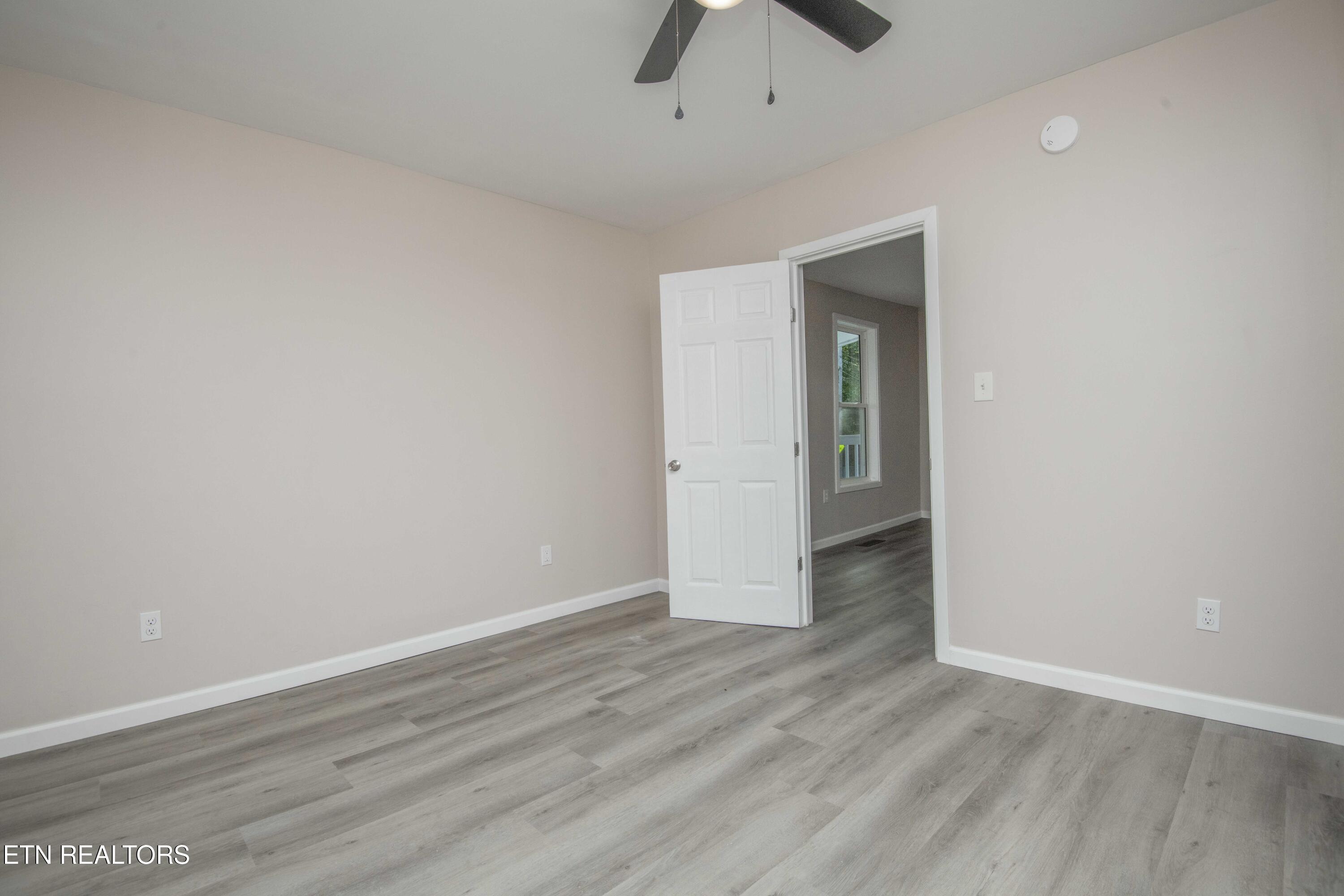 4112 Edington Road Knoxville, TN 37920 - Photo 17 of 36 bed 1_1