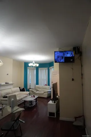 $825,000 | 1384 Clinton Avenue | Morrisania