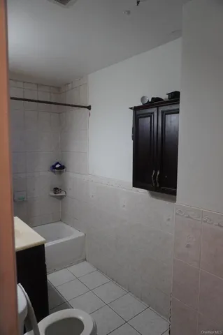 $825,000 | 1384 Clinton Avenue | Morrisania