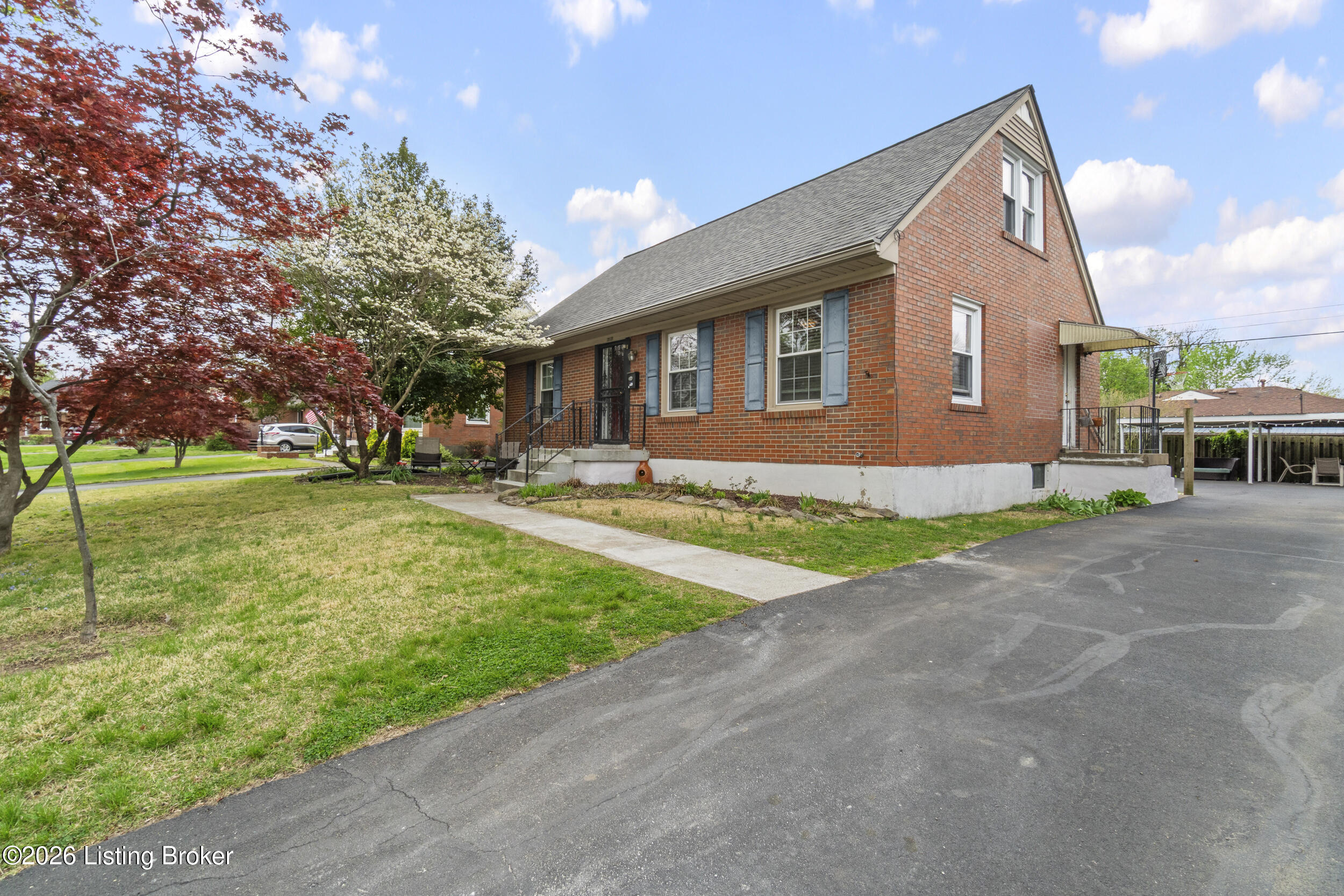 3232 Radiance Road Louisville, KY 40220 - Photo 4 of 46 dsc02200