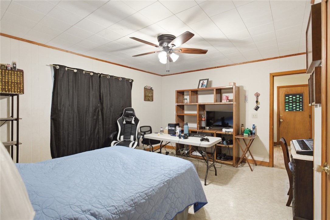 282 West Bennett Road Westminster, SC 29693 - Photo 19 of 42 This versatile bedroom offers comfort and functionality with ample space for rest and recreation.