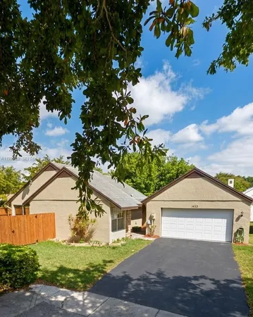 $2,900 | 1433 Kittiwake Court, Homestead, FL 33035