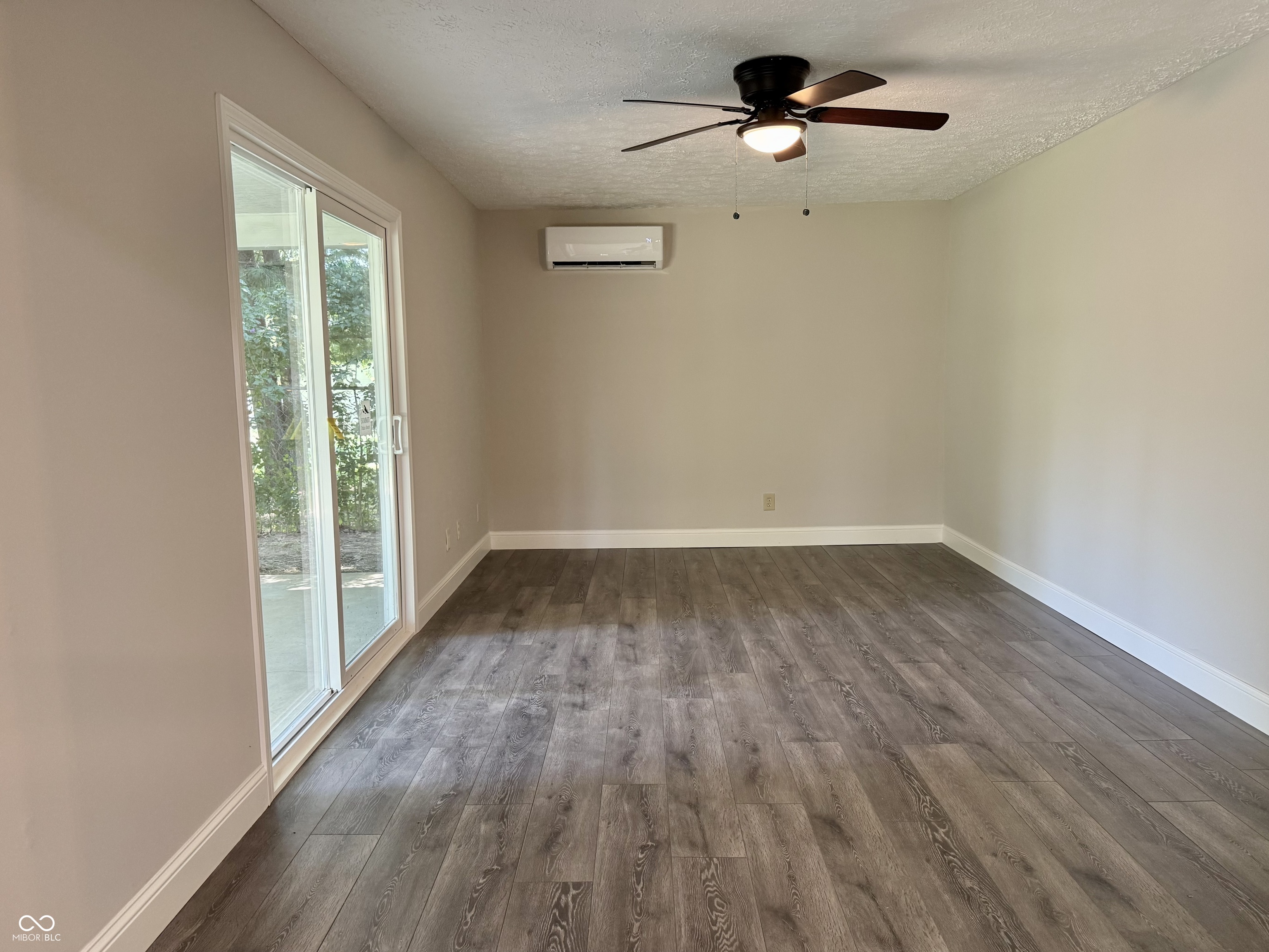 939 Sawmill Road Whiteland, IN 46184 - Photo 11 of 24 Gallery Image 11