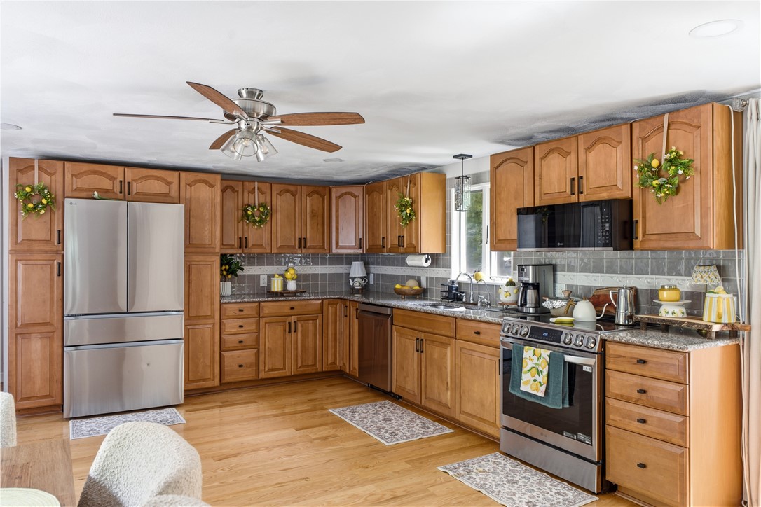 253 Station Street Coventry, RI 02816 - Photo 10 of 48