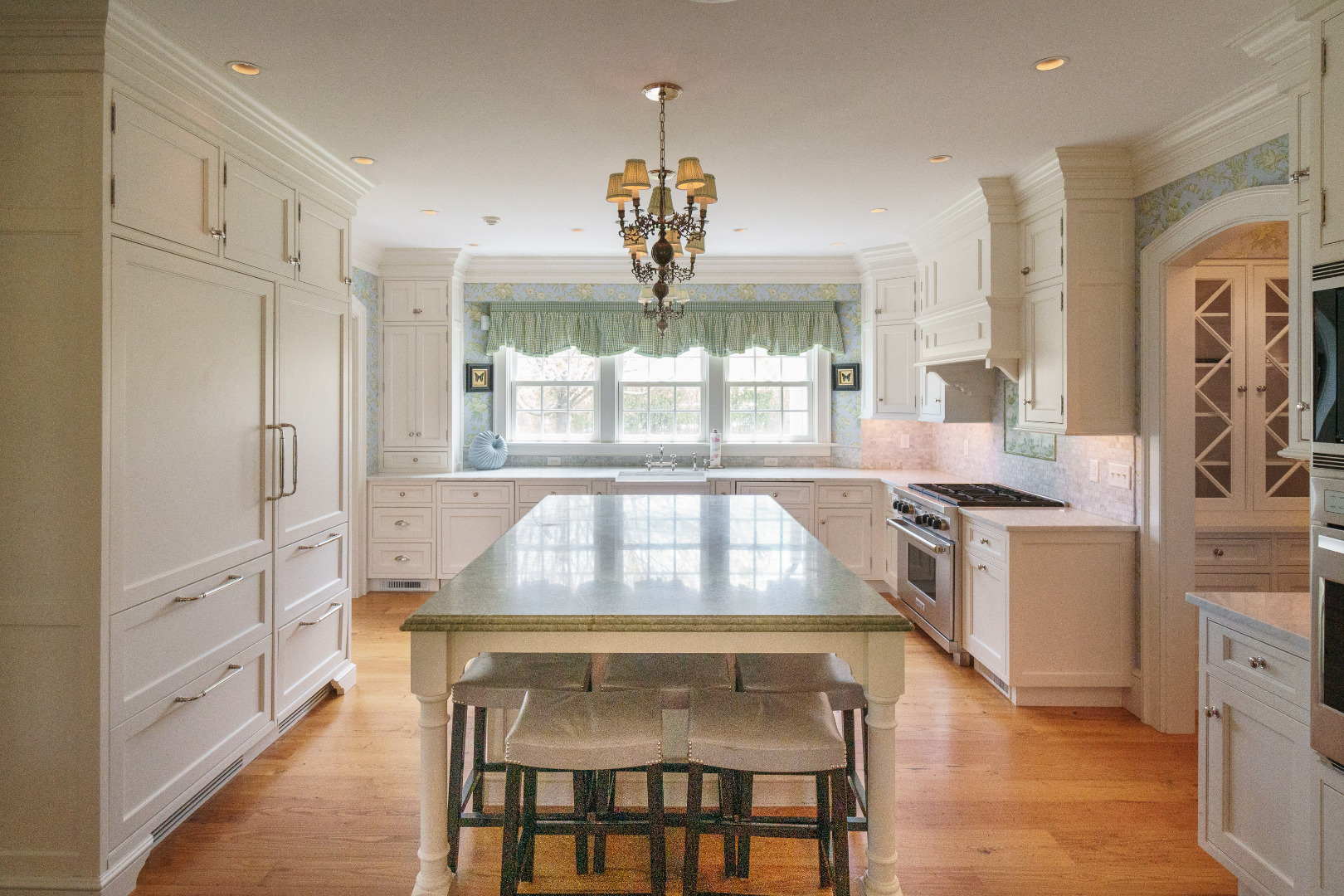 113 Cliff Road Nantucket, MA 02554 - Photo 8 of 26 Gallery Image 8