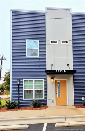 a view of a building entrance