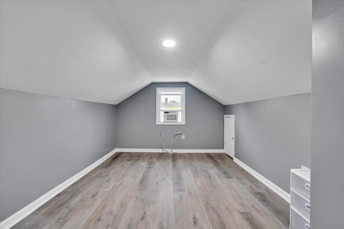 2923 Courtland Road Northwest Roanoke, VA 24012 - Photo 15 of 28 16-MIB01469