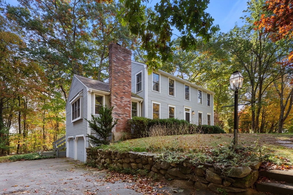 3 Richard Road Hopedale, MA 01747 - Photo 3 of 36 Gallery Image 3