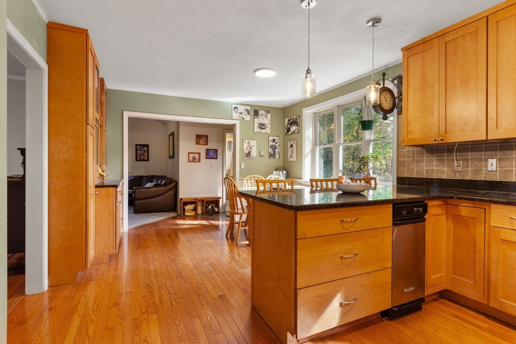 3 Richard Road Hopedale, MA 01747 - Photo 6 of 36 Gallery Image 6
