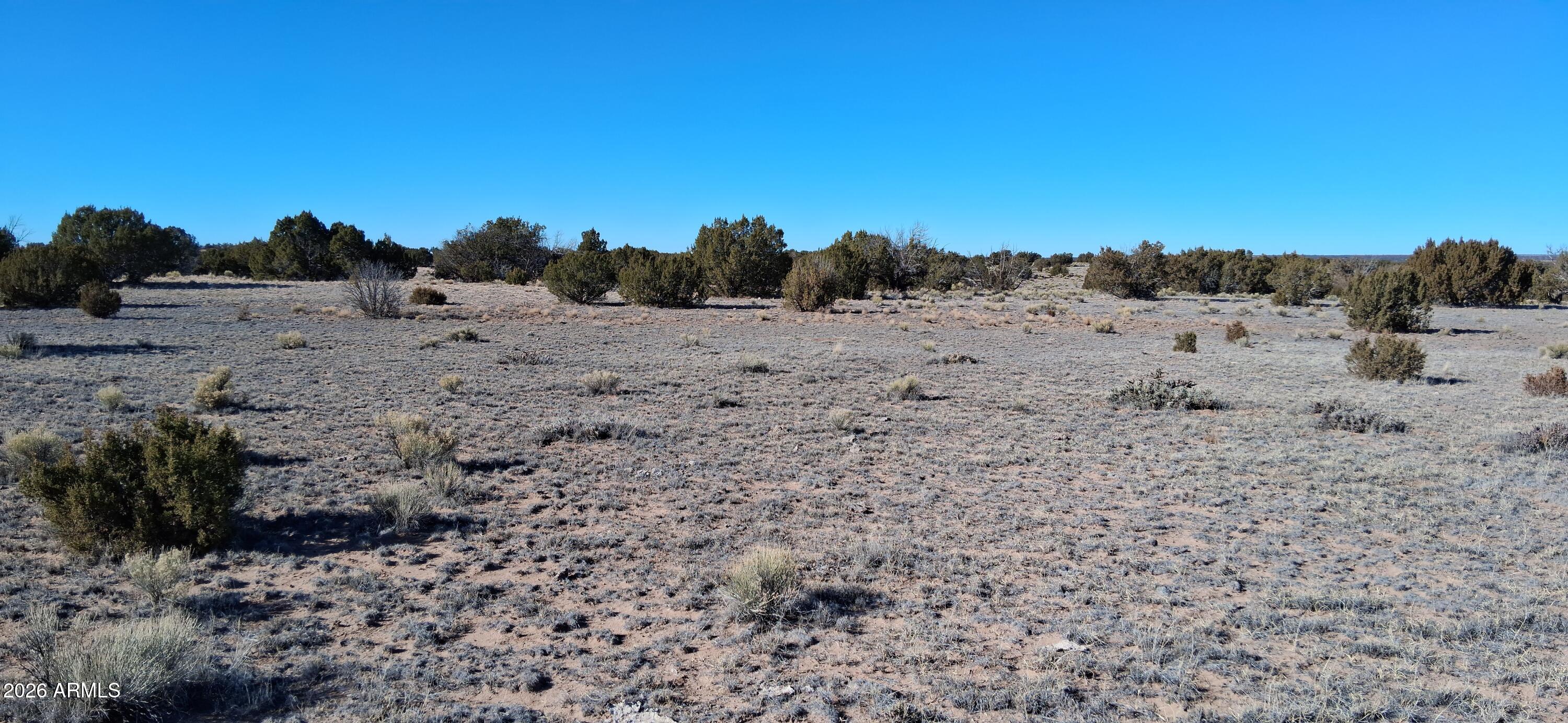 24 County Rd N6578, Unit 857 St. Johns, AZ 85936 - Photo 11 of 22 a view of beach and mountain