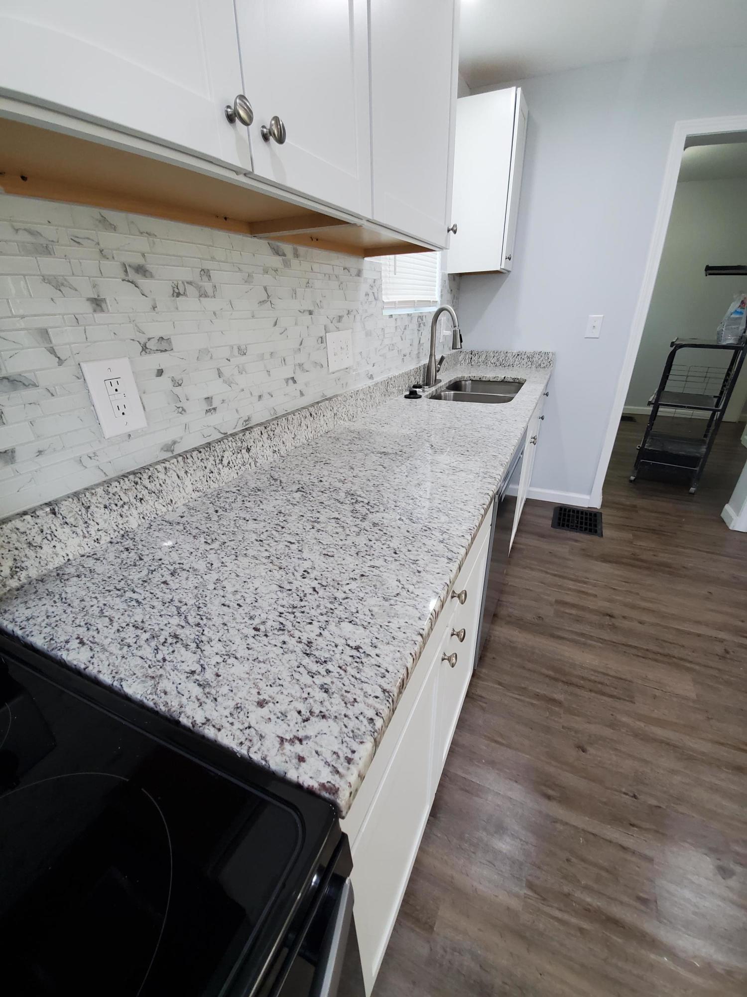 817 Sunbury Road Columbus, OH 43219 - Photo 8 of 45 Gallery Image 8