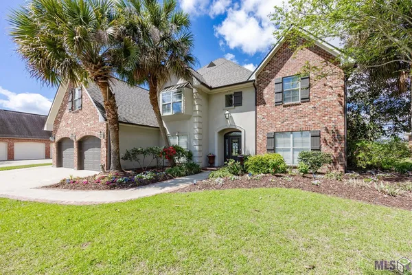 $529,900 | 58510 Village Drive, Plaquemine, LA 70764