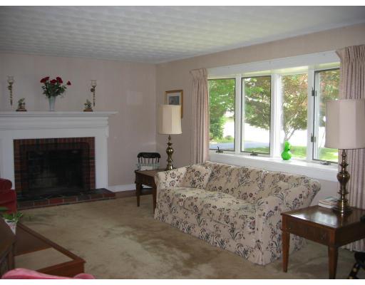 21 Glandore Road Westwood, MA 02090 - Photo 5 of 12 Gallery Image 5