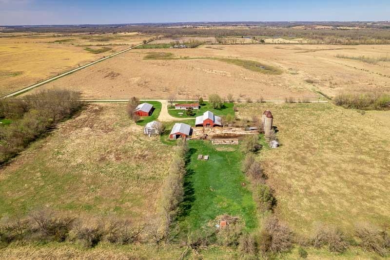 17427 West Douglas Road Brodhead, WI 53520 - Photo 24 of 89 a view of an ocean and a mountain