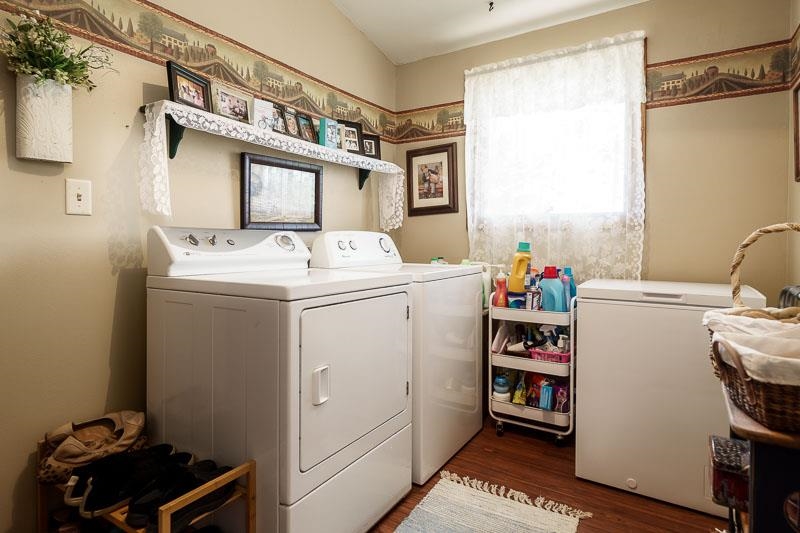 17427 West Douglas Road Brodhead, WI 53520 - Photo 76 of 89 a utility room with dryer and washer
