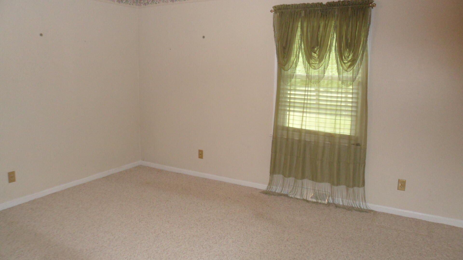 120 River Valley Road Frankfort, KY 40601 - Photo 27 of 46 bedroom 3